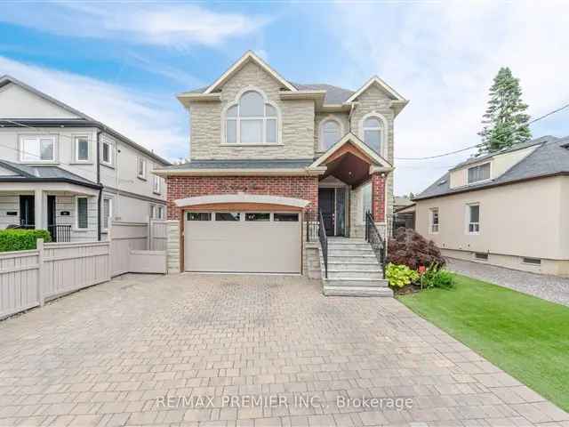 House For Sale in Vaughan, Ontario