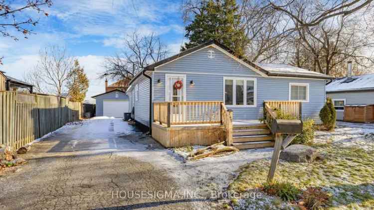 House For Sale in Pickering, Ontario