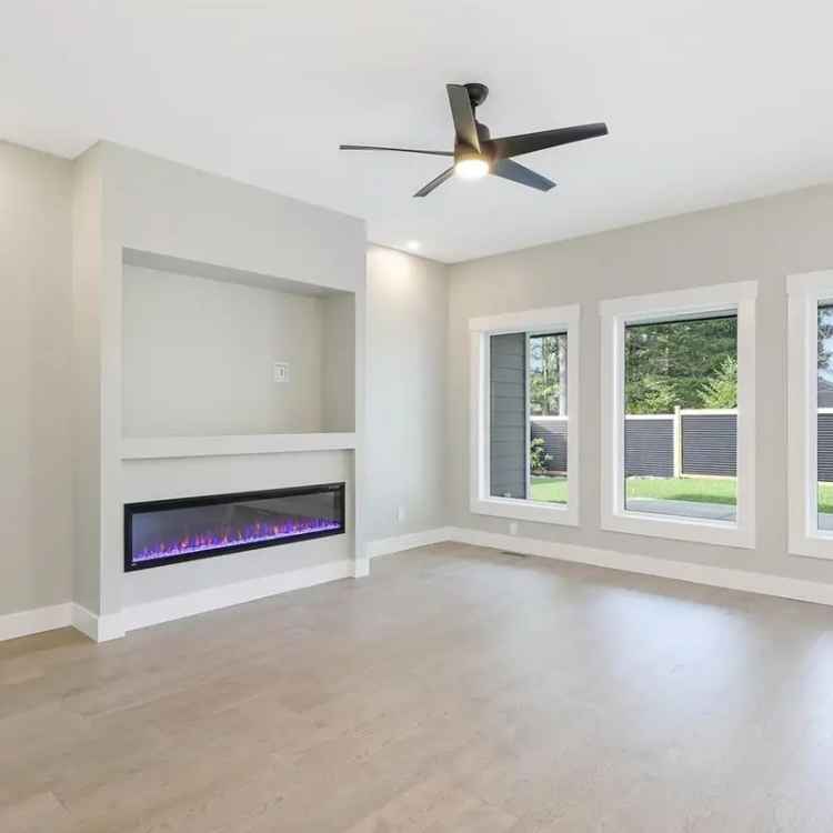 New Rancher 1942 sf 3 Bed 2 Bath Comox Luxury Home