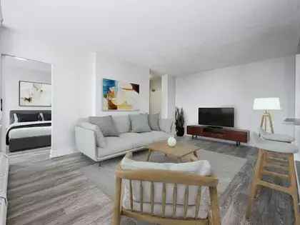 1 room apartment of 393 m² in Toronto