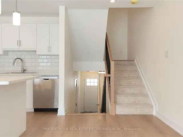 Buy Townhome in Merrickville with Modern Living Features