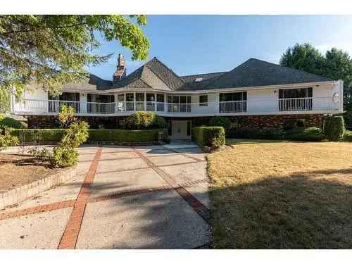 Luxury 5-Bed 6-Bath Estate on 475 Acres in Langley Campbell Valley