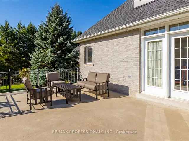 House For Sale in Caledon, Ontario