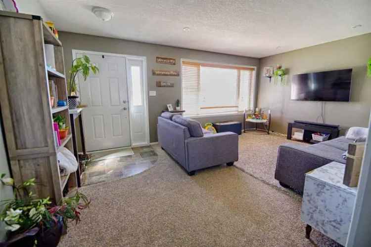 5 Bedroom Family Home with Finished Basement and Oversized Garage