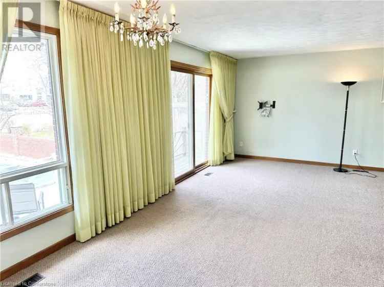 3-Bedroom 3-Bathroom Single Family Home in Simcoe with Inground Pool