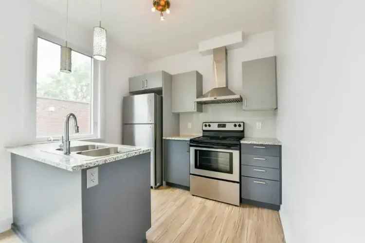 Montreal Apartments: Studios, 1 & 2 Bedroom Suites Available
