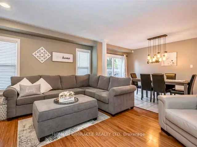 162 Bridlewreath: Stunning Open Concept Home in Laurentian West