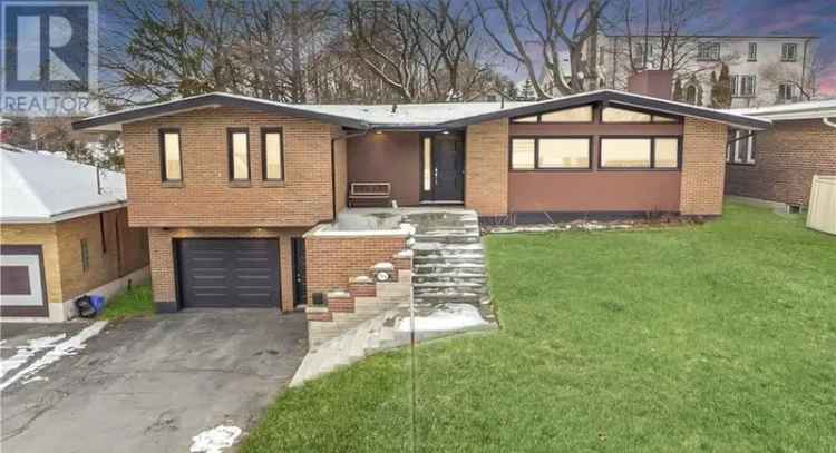 Buy Bungalow in Hospital Area with Open Concept and Private Backyard