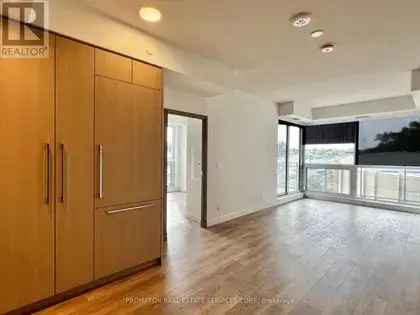 2 rooms apartment of 411 m² in Toronto