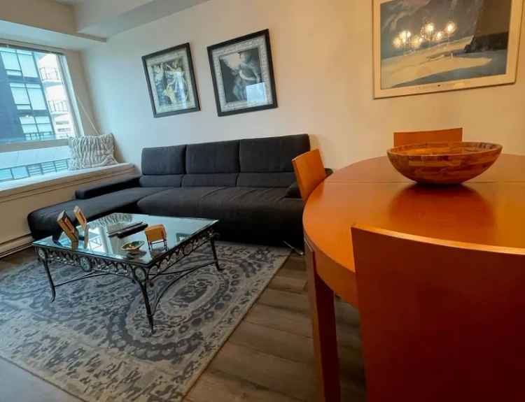 Brentwood Park Condo 1 Bed + Den - Madison Dawson Burnaby