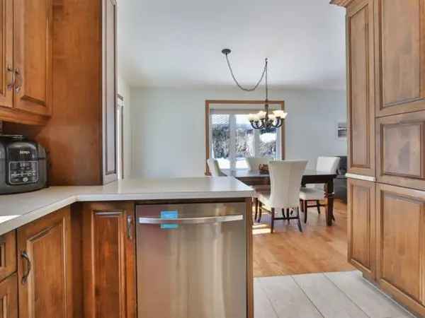 Renovated 3-Bedroom Family Home in Saint-Luc with Heated Pool