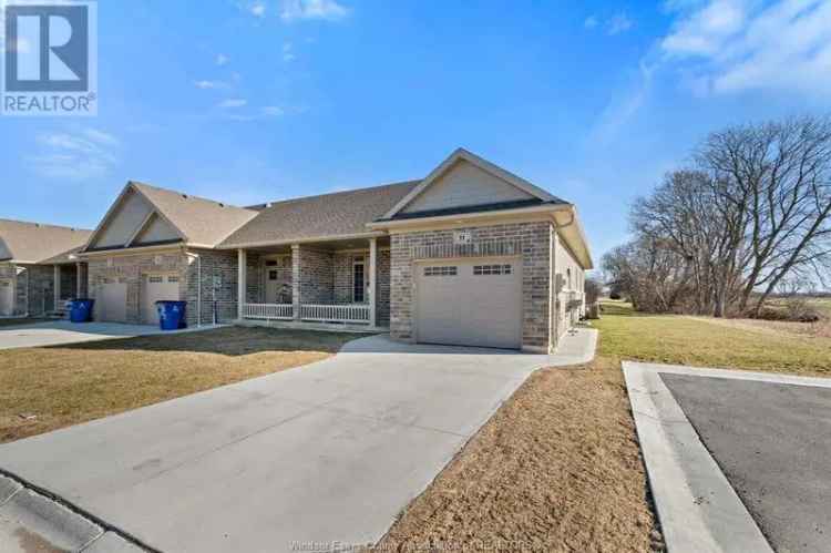 Charming Ranch-Style Home on Ravine Lot - Perfect for First-Time Buyers