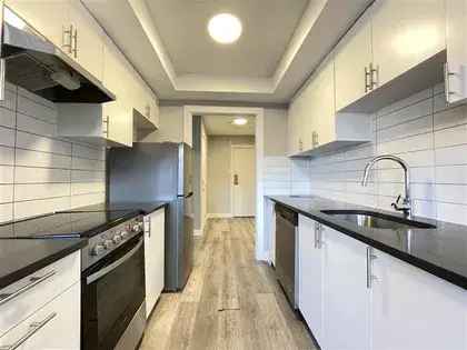 1 Bedroom Apartment 73m² Montreal Near Downtown