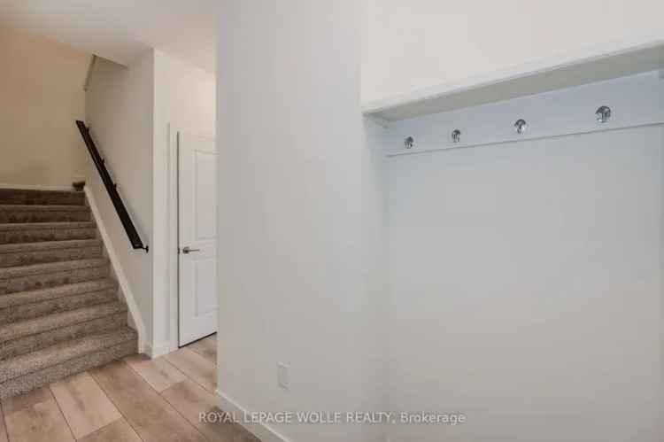 Condo For Sale in Cambridge, Ontario