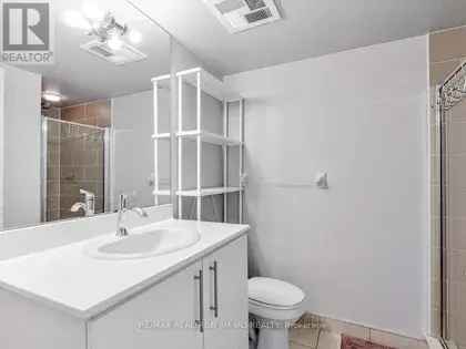 2 rooms apartment of 173 m² in Toronto