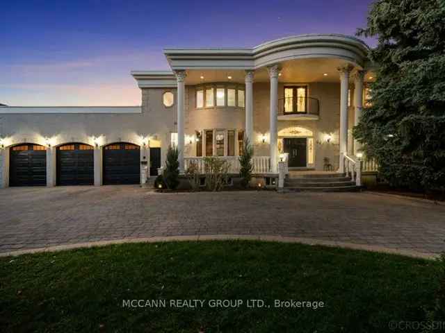 Luxurious Custom Built Classical Residence in Old Thornhill