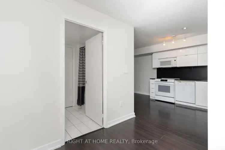 Buy Condo Apartment with Lake Ontario View in Parade II