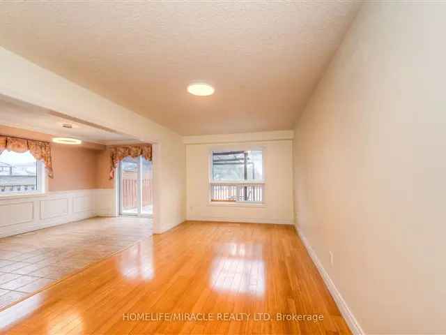 House For Sale in Kitchener, Ontario