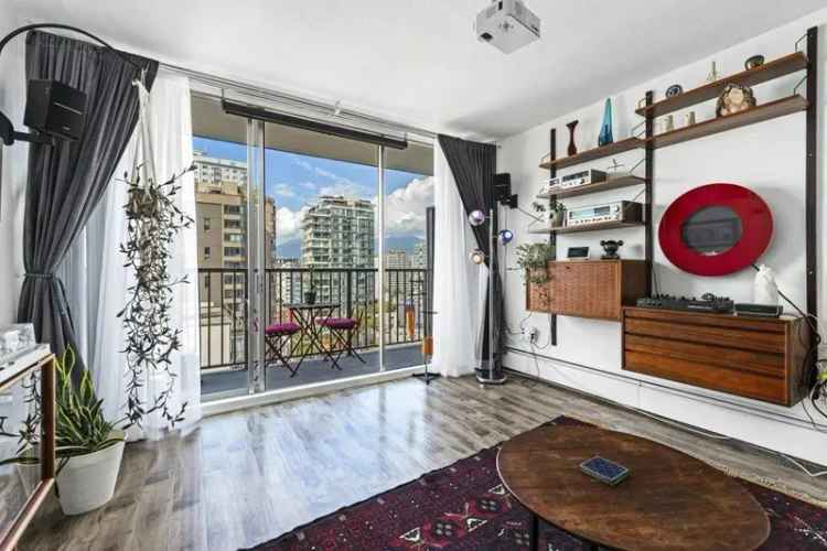 Ocean View 1-Bedroom Suite Near English Bay