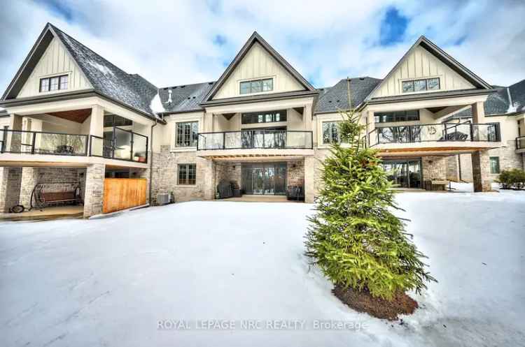 Fonthills Luxury Townhome Ravine Views Gourmet Kitchen