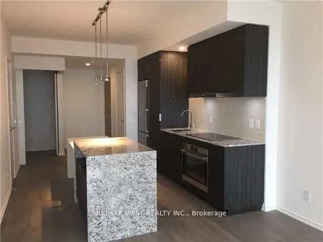 Rent Luxury Suite at 1 Bloor with Den and Two Baths in Toronto