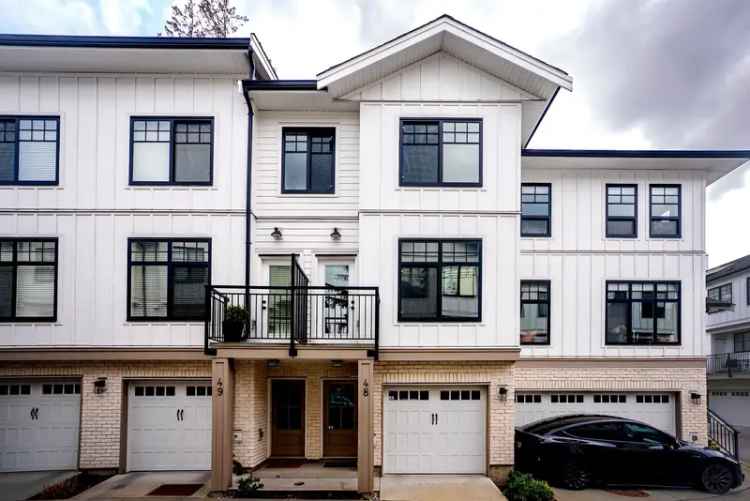 South Surrey Townhouse Grandview Heights 3 Bed 3 Bath