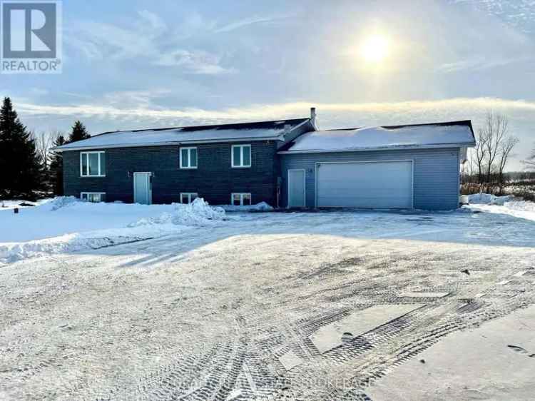 1 Acre Bungalow near St Lawrence River 5 Beds 2 Baths Double Garage Workshop