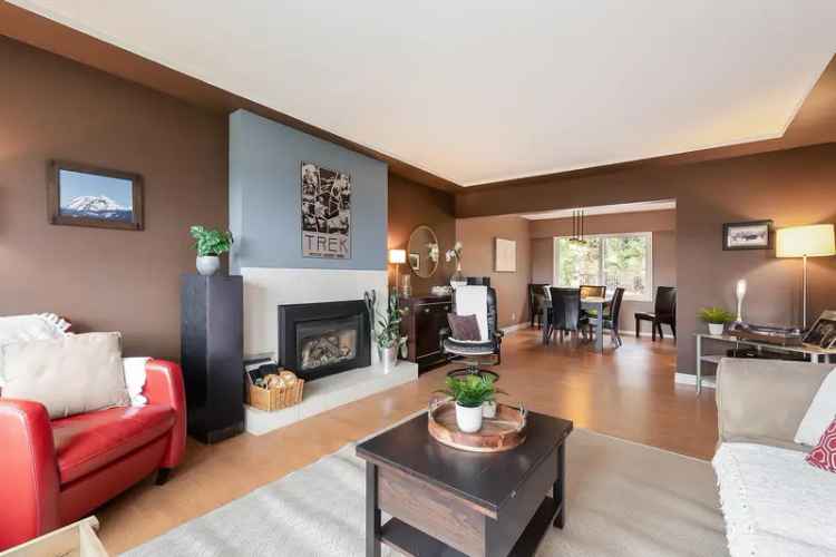 5 Bdrm House in Central Coquitlam 3421 sqft 10890 sqft Lot RT 1 Zoning