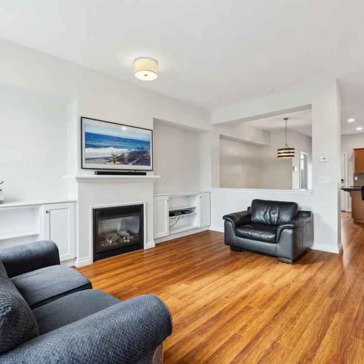 Townhouse for sale