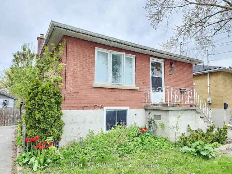 House For Sale in Kingston, Ontario