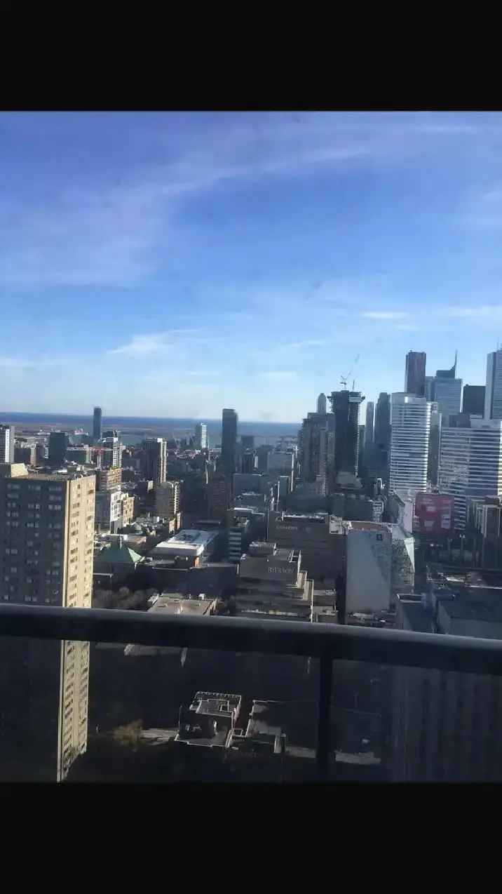 1 Bedroom Den Condo for Rent Downtown Toronto