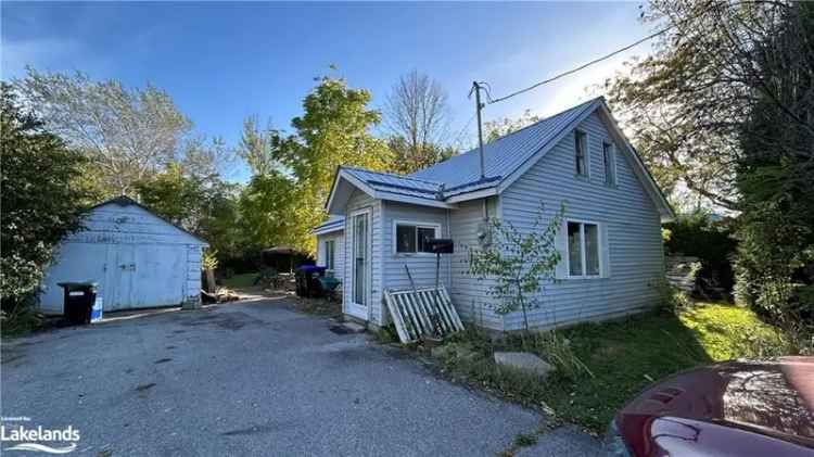 House For Sale in Collingwood, Ontario