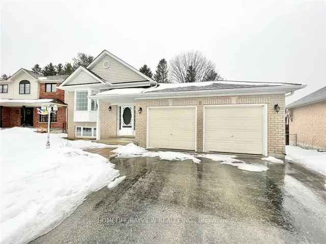 Nature Lovers Custom Built Home in Barrie