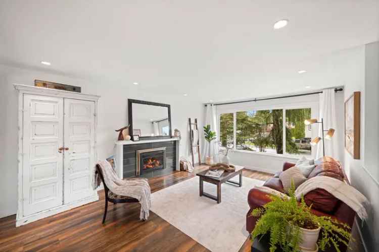 1986 sq ft 4 Bed 3 Bath Home with Detached Studio in Pitt Meadows