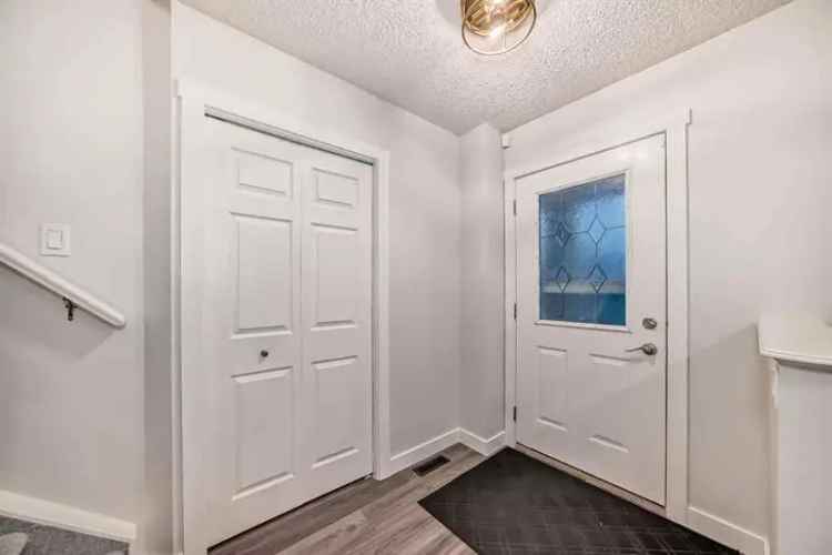 House For Rent in Calgary, Alberta