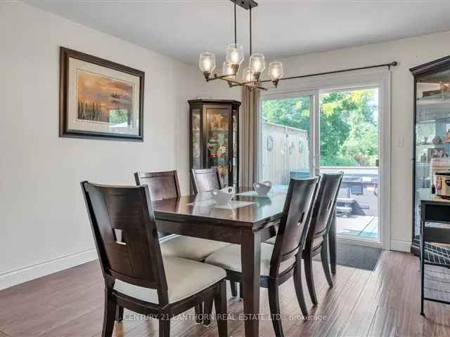 House For Sale in Greater Napanee, Ontario