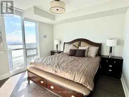 2 Bedroom 97m² Corner Suite Toronto South Lake Views