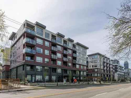 1 Bed + Flex Condo for Sale in Surrey City Centre