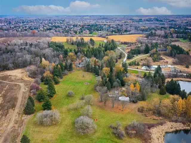 House For Sale in King, Ontario