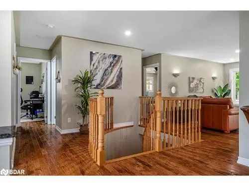 House For Sale In Barrie, Ontario