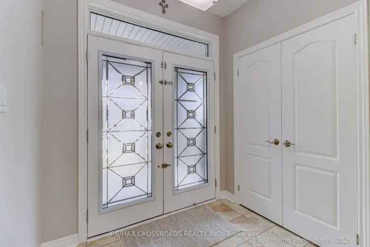 4 Bedroom Family Home in Oshawa's Taunton Community