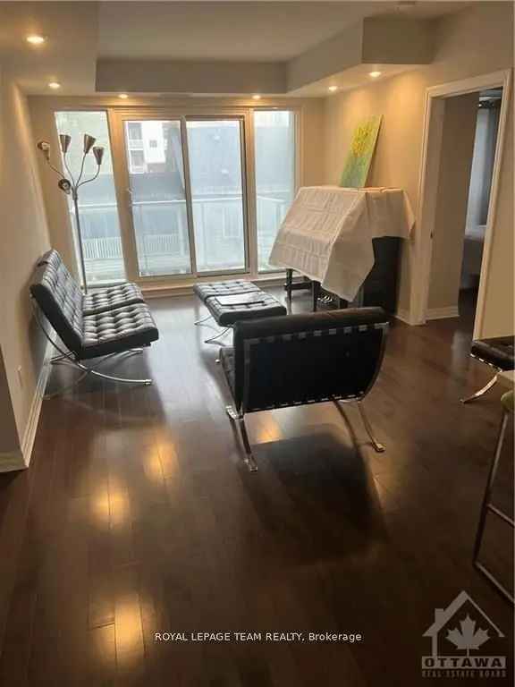 Condo For Rent in (Old) Ottawa, Ontario