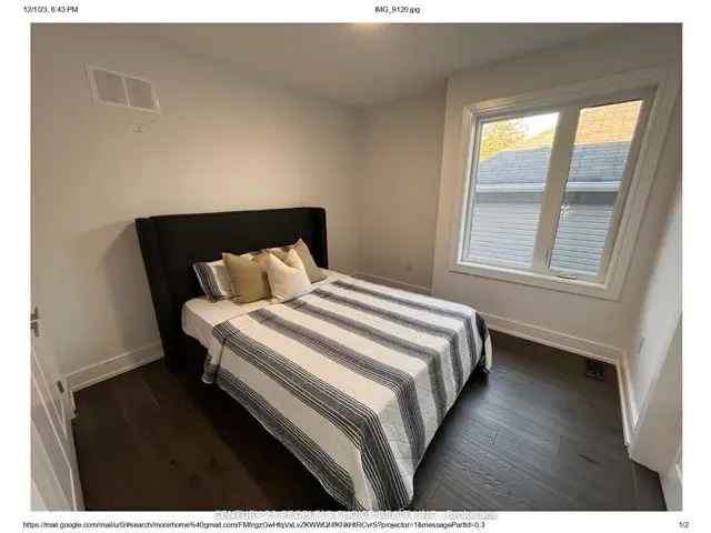 House For Sale in Toronto, Ontario