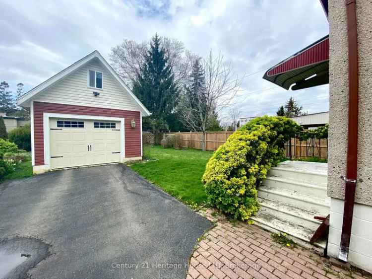 Charming 1920s 2-Storey Home in Port Colborne