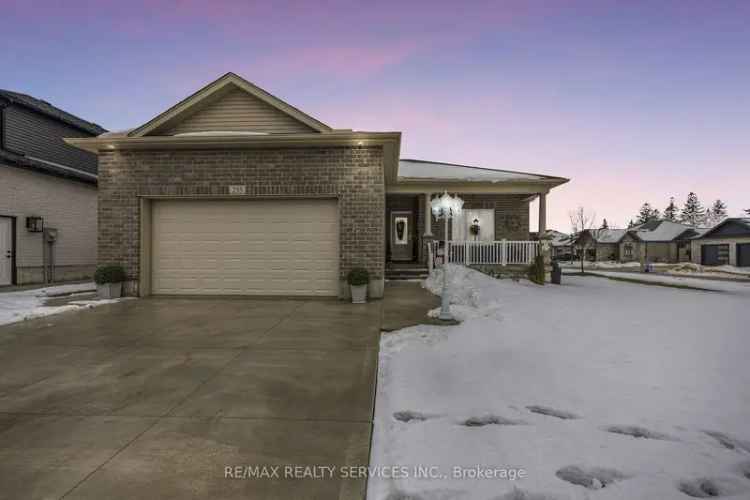 Buy Bungalow in Listowel with Gourmet Kitchen and Finished Basement