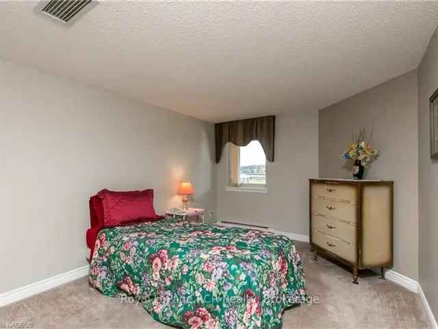 2 Bedroom 2 Bathroom Condo with Updated Kitchen and Patio