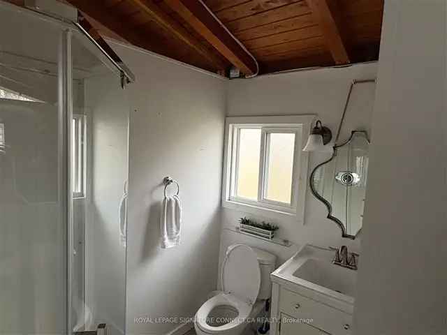 House For Sale in null, Ontario