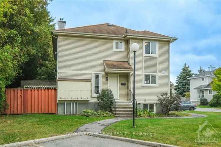 House For Sale in Ottawa, Ontario