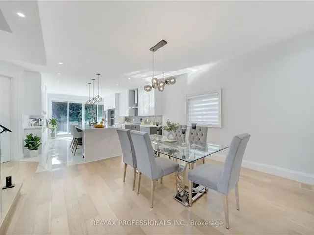 Spacious Alderwood Home with Modern Kitchen and Luxurious Suite