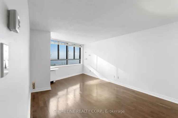 Condo For Rent in 250, Queens Quay West, Toronto, Ontario